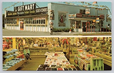 Postcard Wisconsin Dells Lake Delton Gift Mart 67S