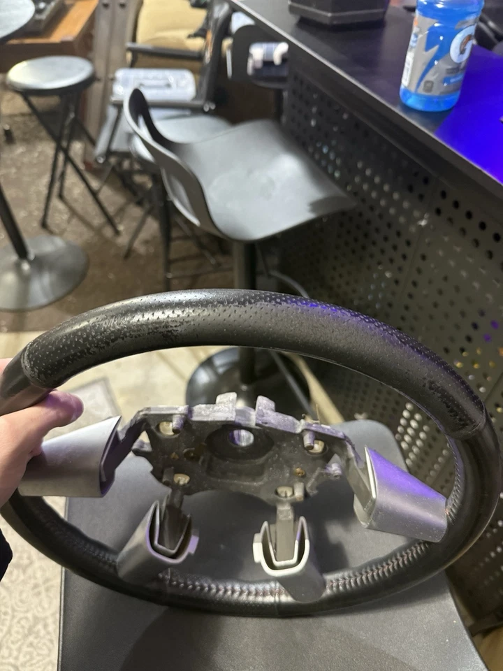 04-06 Núcleo del volante Pontiac GTO sin cubierta Foto 2 de 3