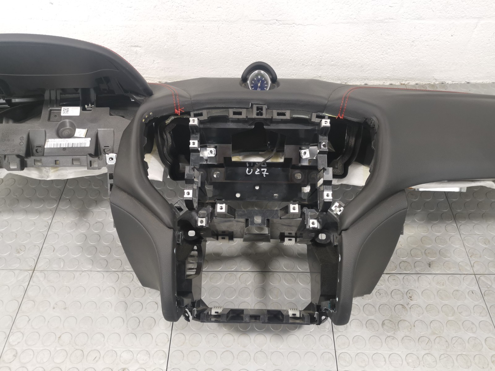 Maserati Ghibli 2016 RWD Auto 3.0 Dashboard Instrument Panel 670012661 OEM