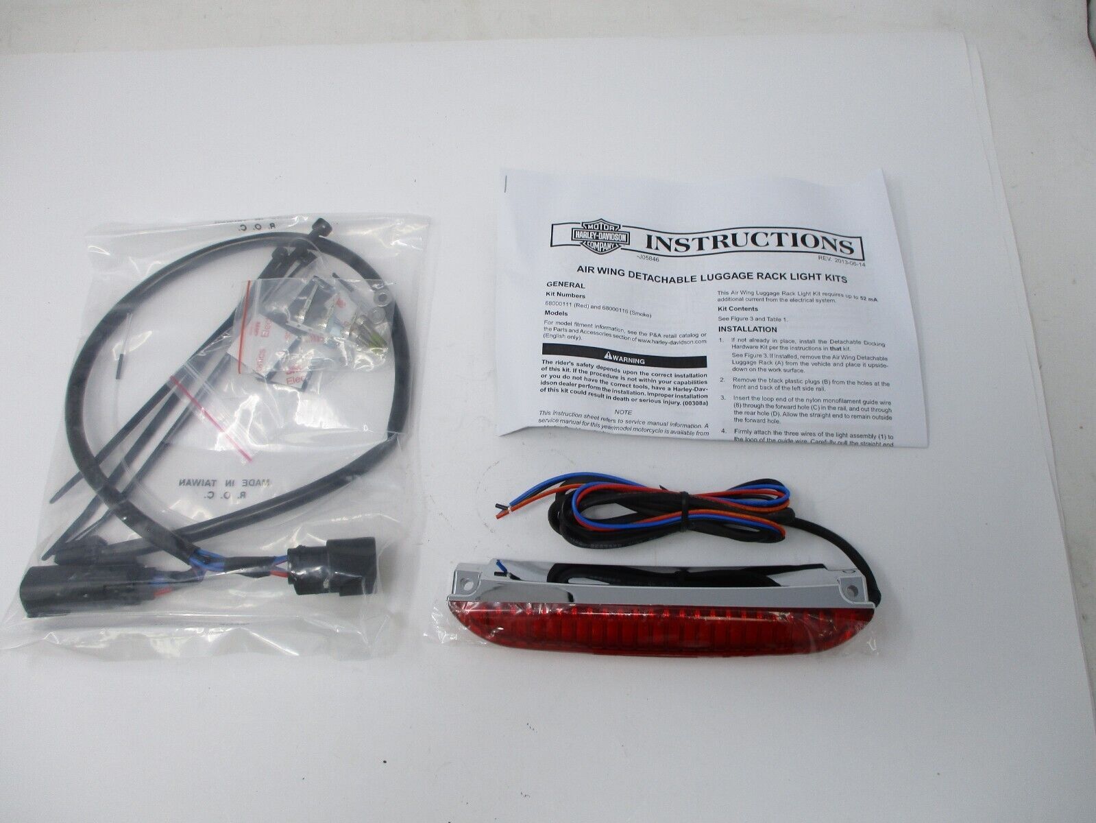 HarleyDavidson Air Wing Luggage Rack Light 68000111 eBay