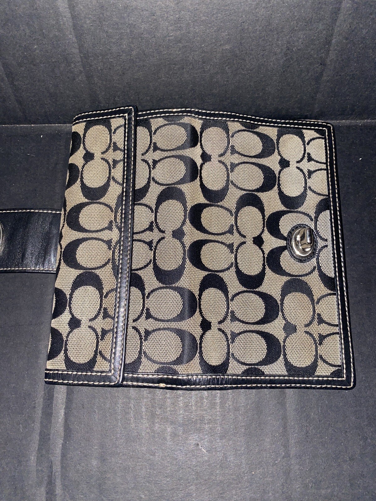 Picture 2 of 9