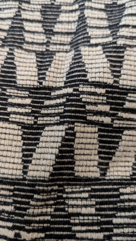 West Elm queen Size Duvet cover 92 x 88 Black/White Chevron Organic