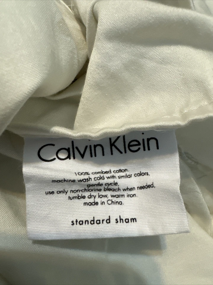 Calvin Klein Standard SHAM 20 X 25 Estampado Floral Beige 100% Algodón Lavable Foto 3 de 4