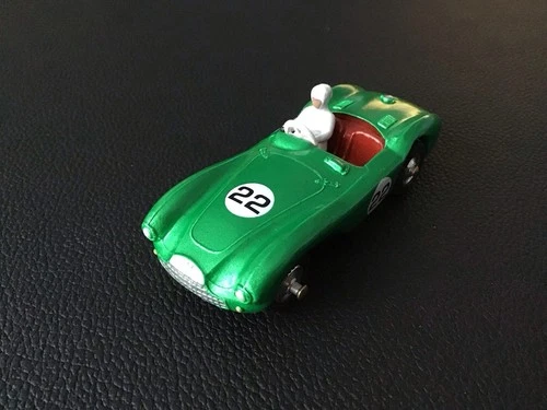 VINTAGE DINKY #110 ASTON MARTIN RACE CAR (restored)