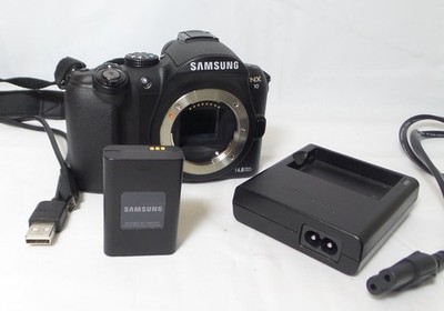 Samsung NX10 Prosumer Digital Camera 14.6MP - Body Only (EV