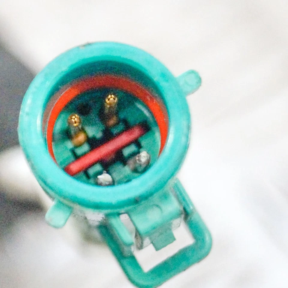 Sensore sonda lambda Ford B-Max JK AE81-9F472-AB 2017 1.4 benzina 66KW SPJD 4 pin - Immagine 2 di 4