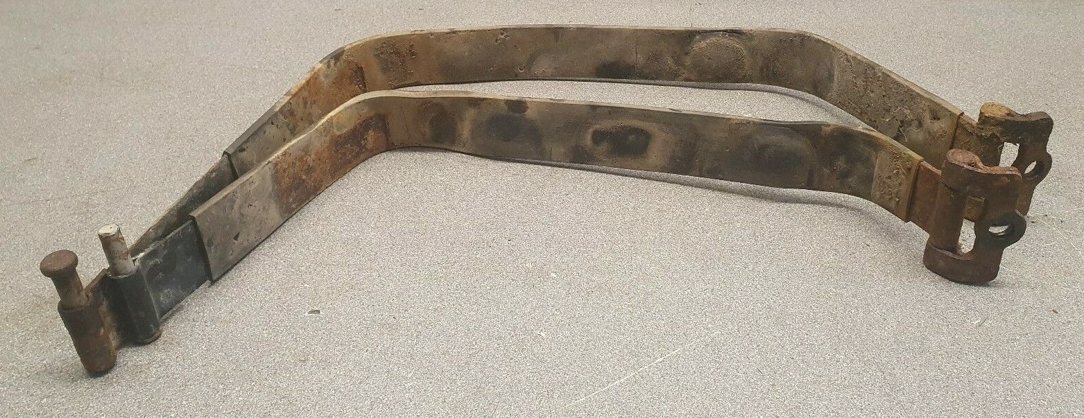 2014 TOYOTA HILUX FUEL TANK STRAPS eBay