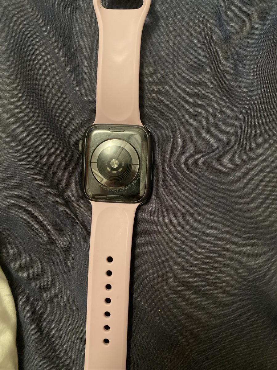 Apple Watch Series 5 40MM Space Gray Aluminum Case with Black