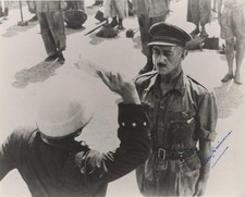 ALEC GUINNESS - The Bridge On The River Kwai- SWAU Certified - GENUINE AUTOGRAPH