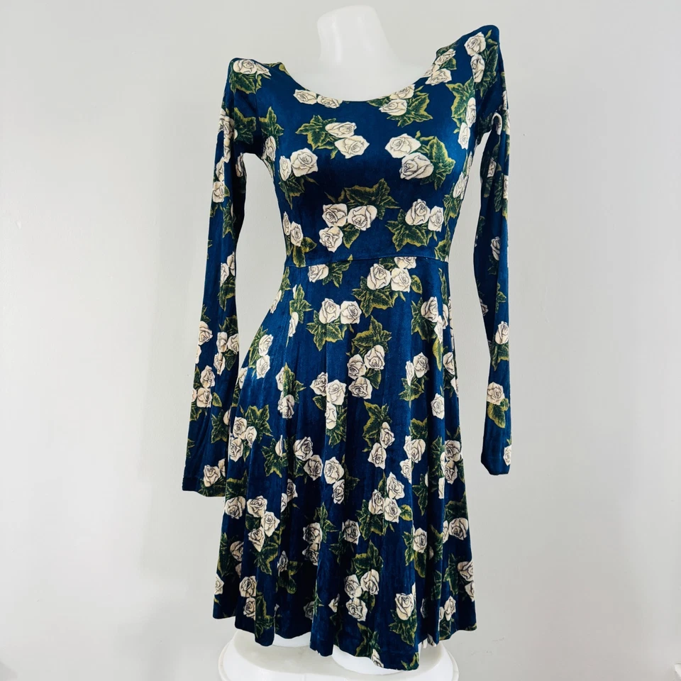 90s vtg BETSEY JOHNSON Crushed Stretch Blue VELVET White Rose Skater Dress USA S - Image 3 of 4
