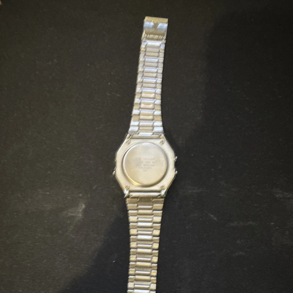 Casio a158 Digital Quartz Watch Silver Bracelet Boxed, photo 2 of 5