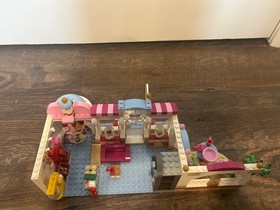 LEGO FRIENDS: Heartlake Cupcake Cafe (41119)