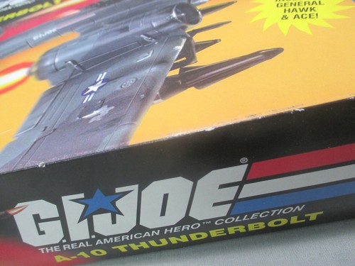 GI Joe A-10 THUNDERBOLT w/ ACE & HAWK TRU Exclusive FACTORY SEALED 1997 New - Picture 7 of 14