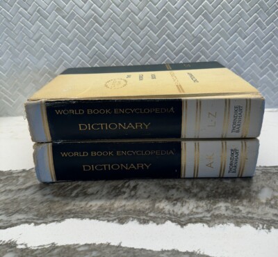 語学・辞書・学習参考書 Grand Napoleon ENCYCLOPEDIA WORLD NOW The World Book Encyclopedia Thorndikeb - Barnhart Dictionary Set