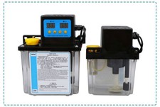 1L 2L DC24V CNC Lubrication Pump Oil Output 4mm Solenoid Lubricator Machine Tool