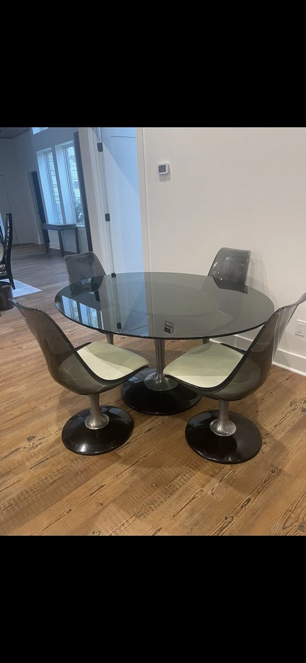 Juego de comedor/taburetes de bar vintage Chromecraft MCM. Foto 3 de 4