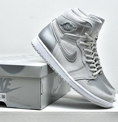 Nike Air Jordan 1 High Japan Silver Silber Grey Grau EU 40,5 - US 7,5
