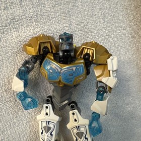 LEGO Bionicle LOT: Kopaka Master of Ice 70788 (2015) Read Description