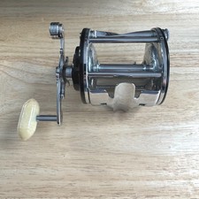 Vintage Penn Level Line 350 Fishing Reel Outd...