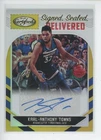 KARL-ANTHONY TOWNS AUTO /10 2018-19 CERTIFIED SIGNED SEALED DELIVERED GOLD SP