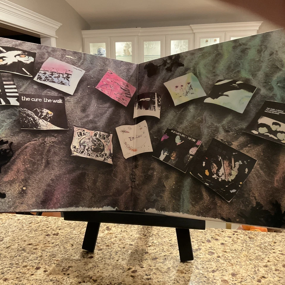 The Cure - Standing On A Beach The Singles - Elektra 9 60477-1 - Image 3 of 4