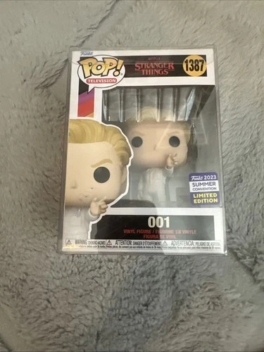 Funko Pop! Vinyl: 001 (SDCC) Target San Diego Comic Con Funko #1387 W/ protecter