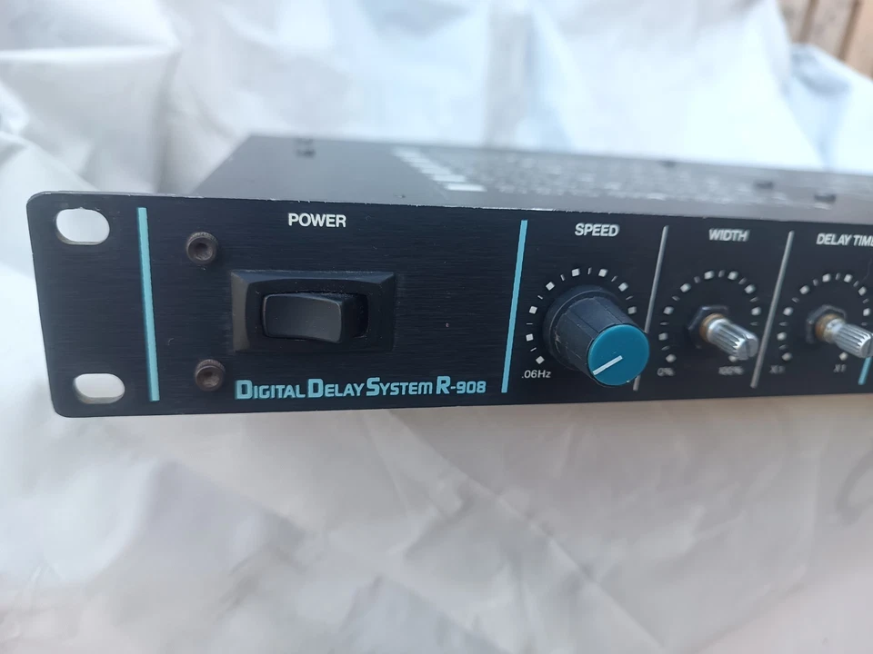 DOD R-908 Digital Delay System, Flanger Chorus Double Echo Hold, Vintage Rack - Image 2 of 4