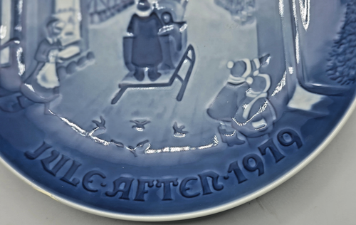 Royal Copenhagen BING & GRONDAHL Dish Christmas 1973, 1977, 1979, 1991, & 1992 - Picture 14 of 24