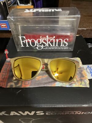Oakley Supreme Collaboration Sungalasses Frogskins Limited Gold 