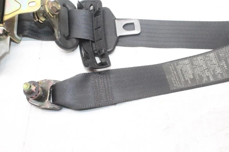 2004 LEXUS SC430 Z40 CONVERTIBLE #219 FRONT RIGHT SEAT BELT - Image 2 of 4