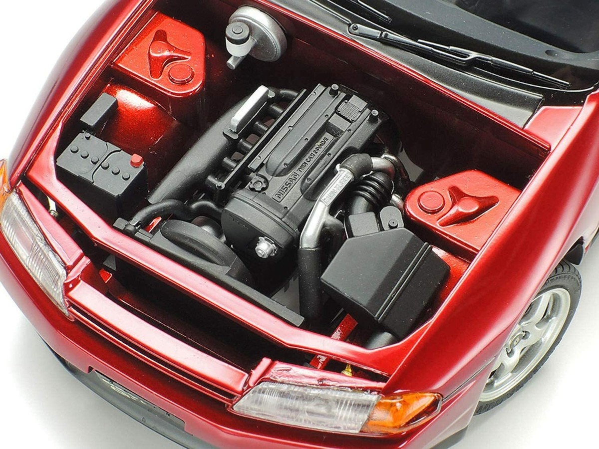 Tamiya 1/24 Sports Car No.90 Nissan Skyline GT-R R32 Plastic