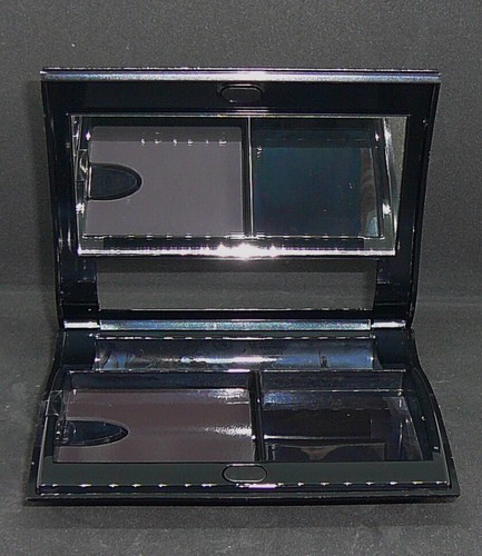 Mark Kay Black Compact Unfilled - New in the Box - Picture 2 of 2