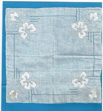 Lovely Vintage White Hankie with Applique Corners  Pull-Work