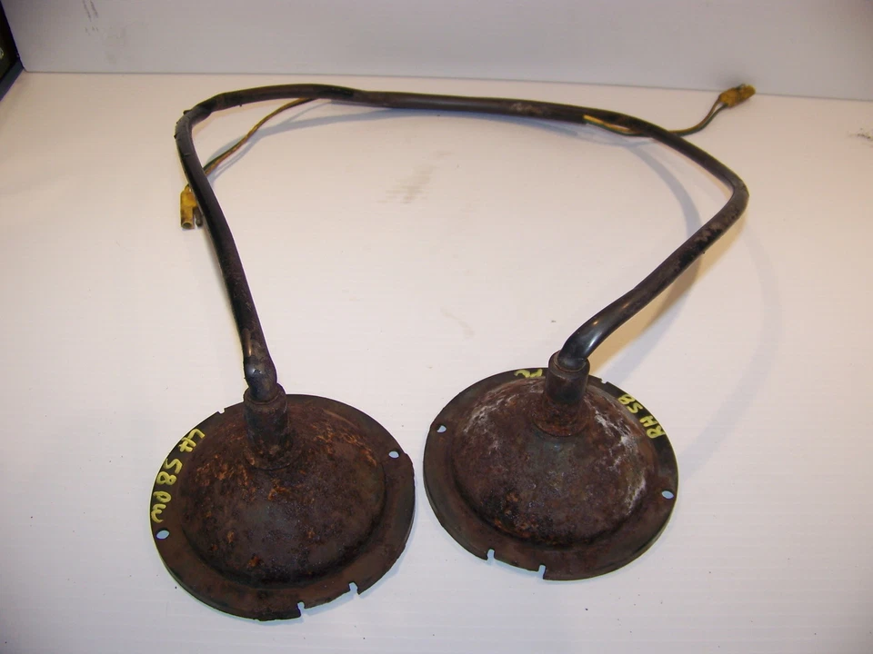 Dodge Power Wagon 1958 carcasas intermitentes delanteras OEM 59 60 panel de camión Foto 4 de 4