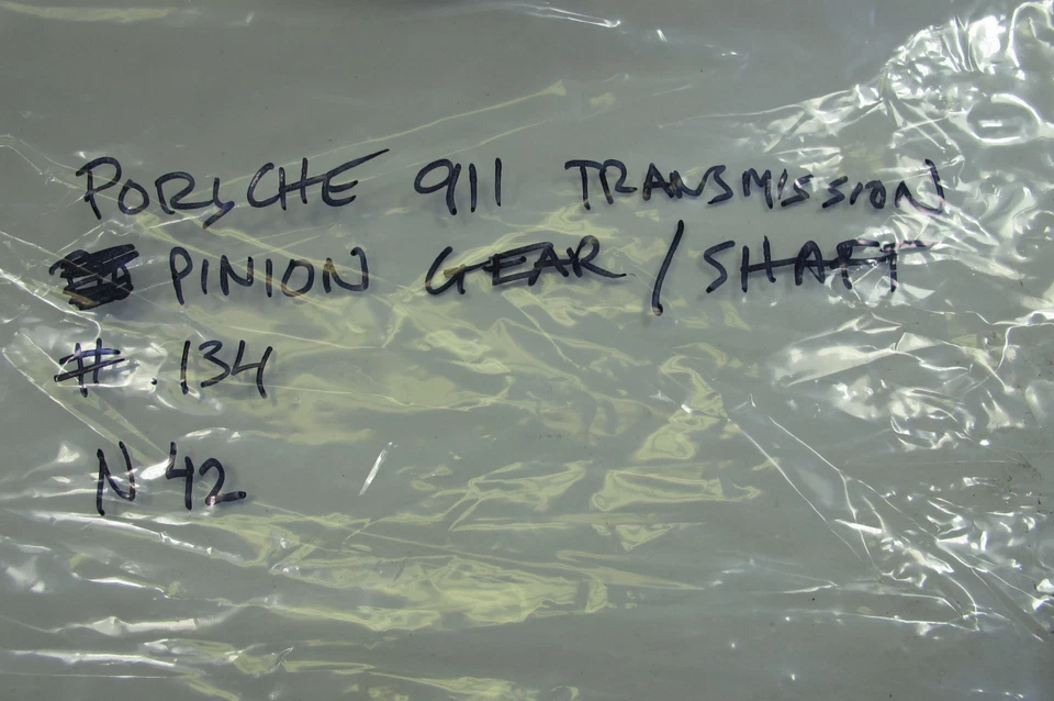 Engranaje/eje de piñón de transmisión Porsche 911 OEM #134 N 42 Foto 3 de 3
