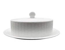 Wedgwood Nantucket Basket Covered Butter