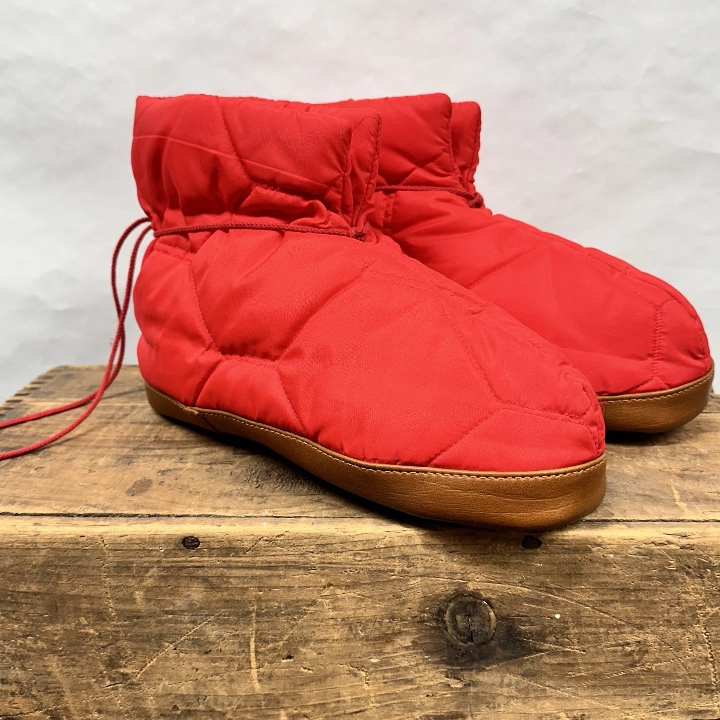 Vintage Sorel Kaufman Tent Boots Men’s 8-9 Red Puffer Camp Cabin Slipper
Opens in a new window or ta