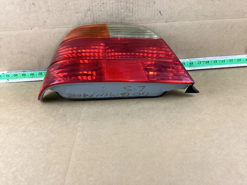 Luz trasera izquierda del lado del conductor BMW 740i 740il 750il 1999-2001 OEM Foto 2 de 4