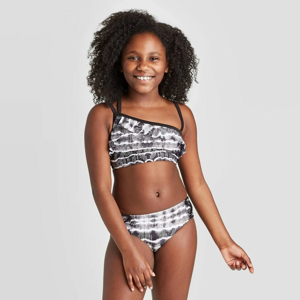 Art Class Girls' Ruffle Bikini Swimsuit Set, Black, X-Small (4/5) MSRP  $16.99