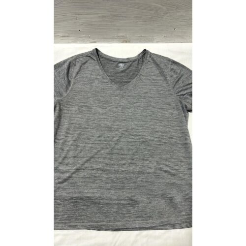 Athletic Works Women's Top Size XXL (20) Black and White