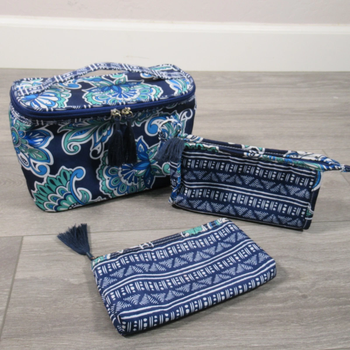 Makeup best sale case set
