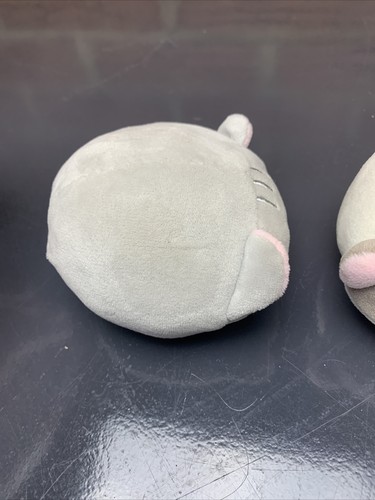 2 Muñecas de peluche Nemuneko Smiling Cat Furyu 3" SIN TUSHTAG Japón - Imagen 13 de 17