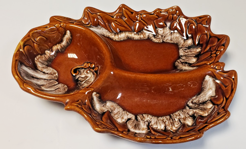 Rare Hull Pottery "Mirror Brown Drip" Leaves & Berries Chip n Dip Nut 3 Sections