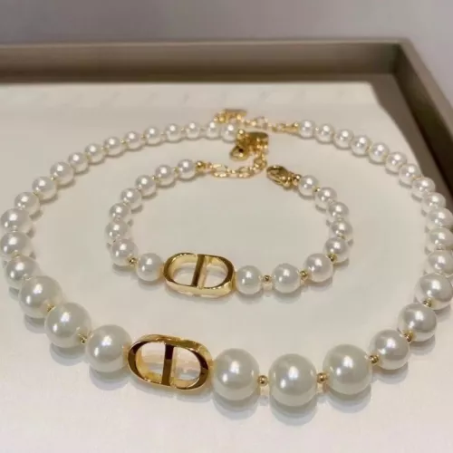 Collana e bracciale perle orecchini girocollo CD set per donna regalo matrimonio classico. - Foto 13 di 14