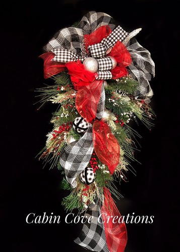 Buffalo Plaid Teardrop Swag Wreath Black White Buffalo Plaid Christmas Decor - Picture 11 of 12
