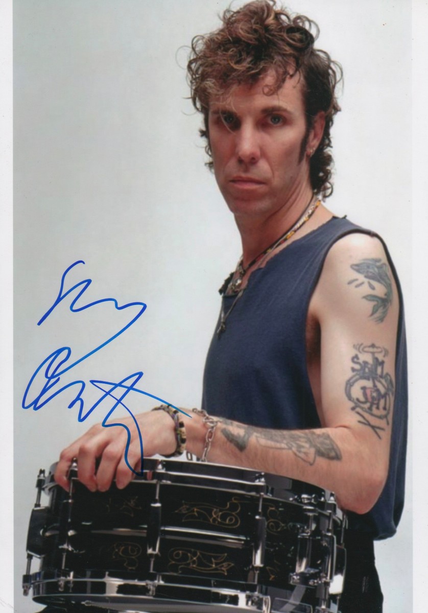 檄レア! STRAY CATSチケット半券とSLIM JIMのドラムスティック 檄レア! STRAY CATSチケット半券とSLIM JIMのドラムスティック