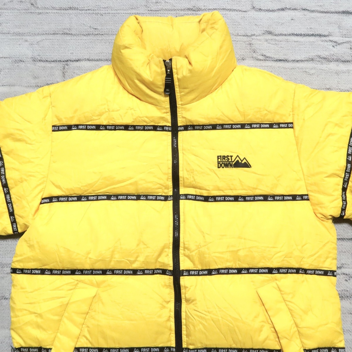 Vintage 90s First Down Logo Puffer Jacket Mens Size M Yellow Vintage 90s First Down Logo Puffer Jacket Mens Size M Yellow