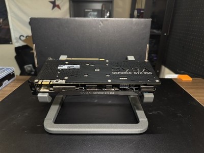 EVGA NVIDIA GeForce GTX 950 FTW ACX 2.0 2GB Graphics Card 02G-P4-2958-KR