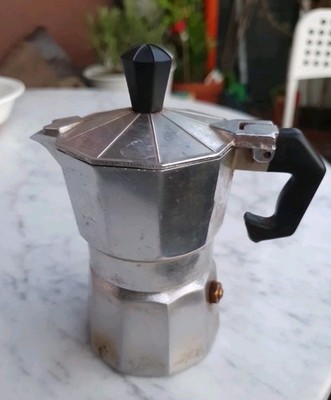 Espressokocher 1 Tasse / Expresso stove top coffee maker 1 cup Moka Express 