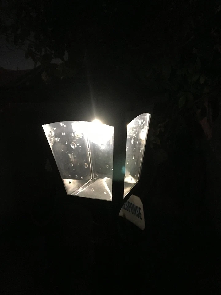 Poste de lámpara solar de 42 pulgadas, paquete de 2 luces de calle LED solares para exteriores para jardín... Foto 4 de 4